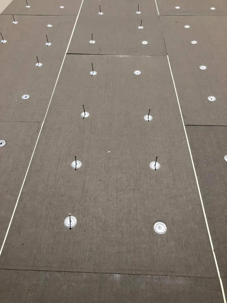 Slide of Montbros Builders