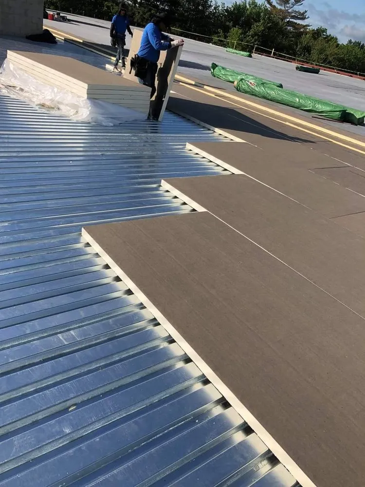 Slide of Montbros Builders