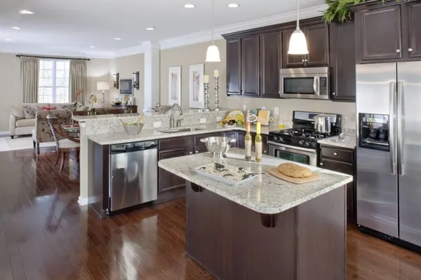 Montchanin Builders Logo