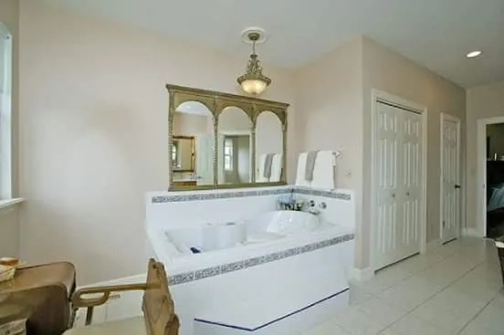 Slide of Montejo Company