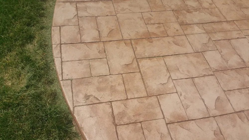 Licensed roof repair experts serving Caledonia, MI - Montell Construction