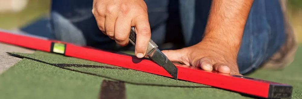 Slide of Monteros Roofing & Outdoors