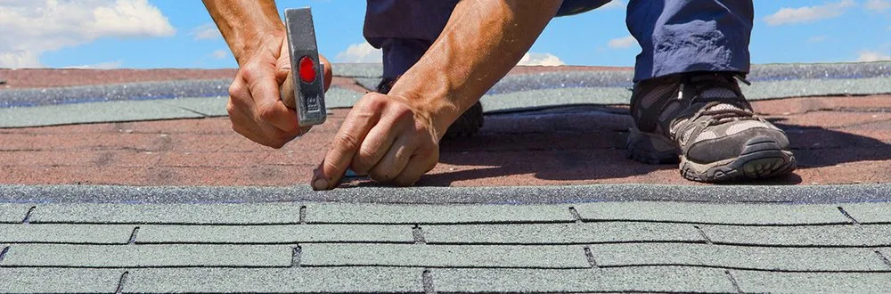 Slide of Monteros Roofing & Outdoors