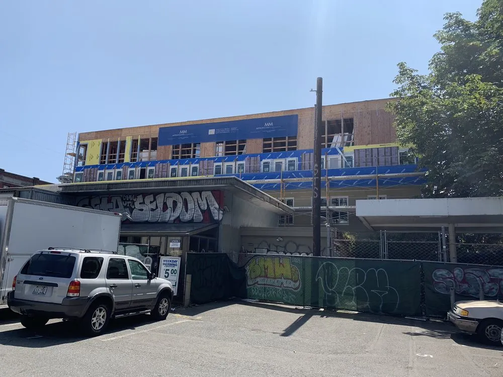 Slide of Montes Construction