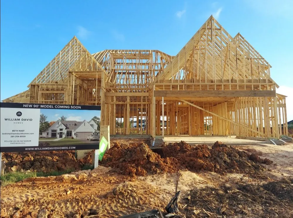 Slide of Montes Framing & Construcción