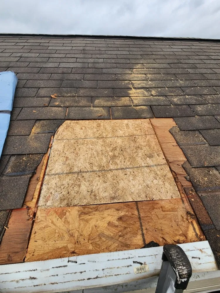 Slide of Montes Roofing & Construction