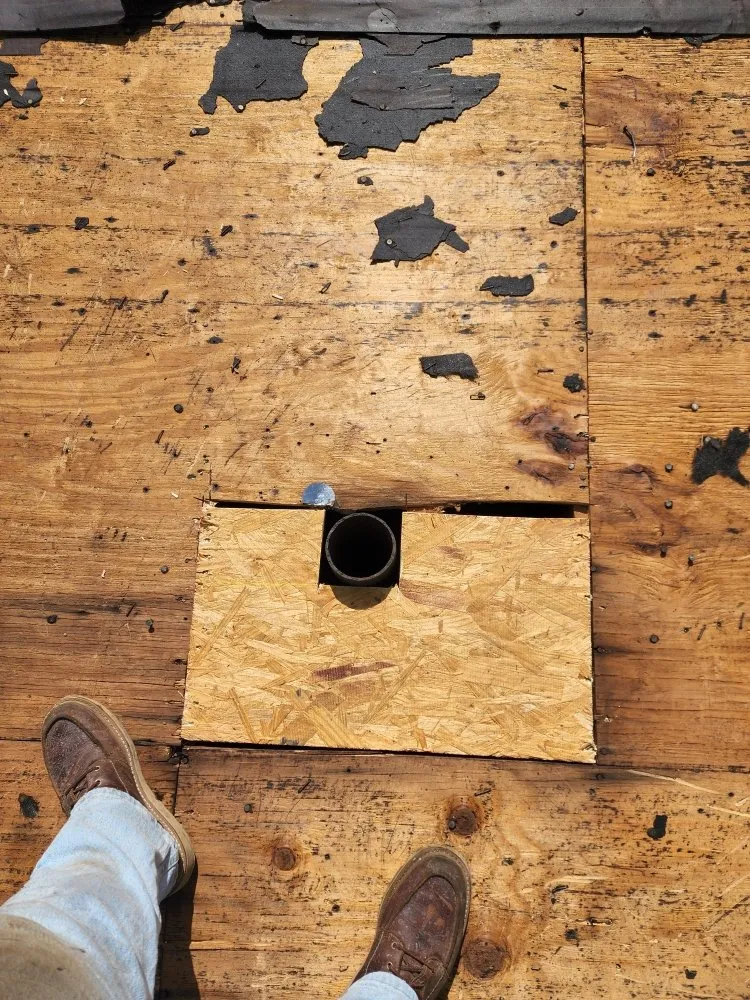 Slide of Montes Roofing & Construction