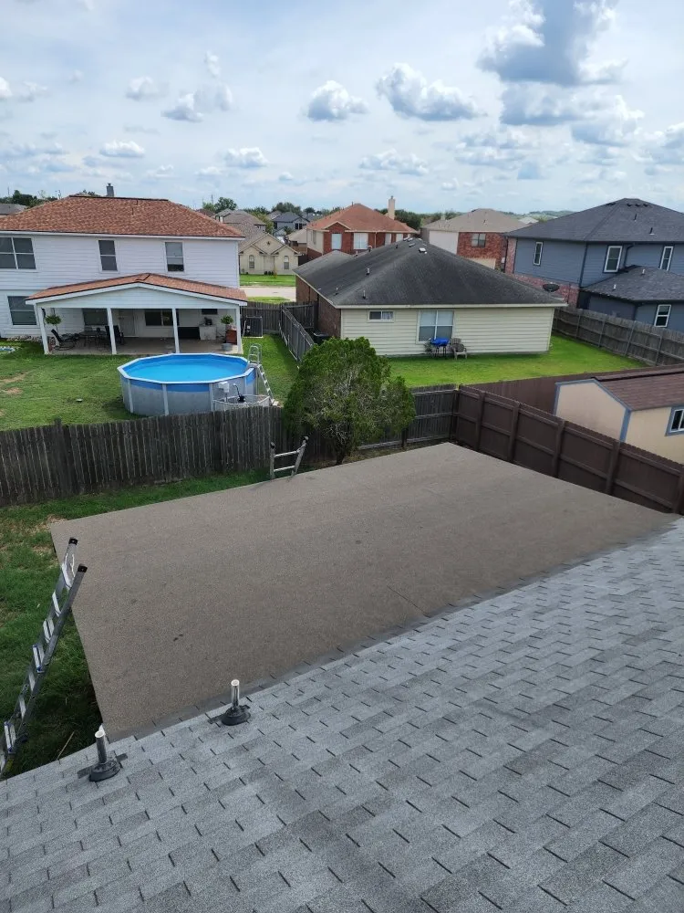 Slide of Montes Roofing & Construction