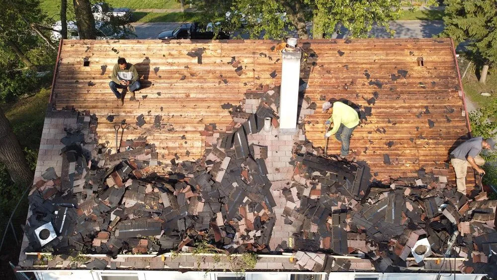 Slide of Montes Roofing