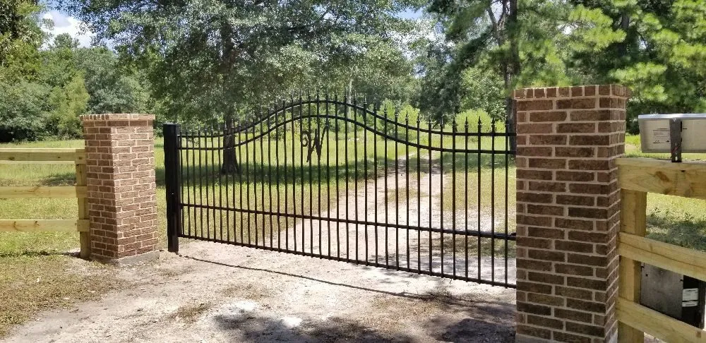 Slide of Montgomery Fencing and Exteriors