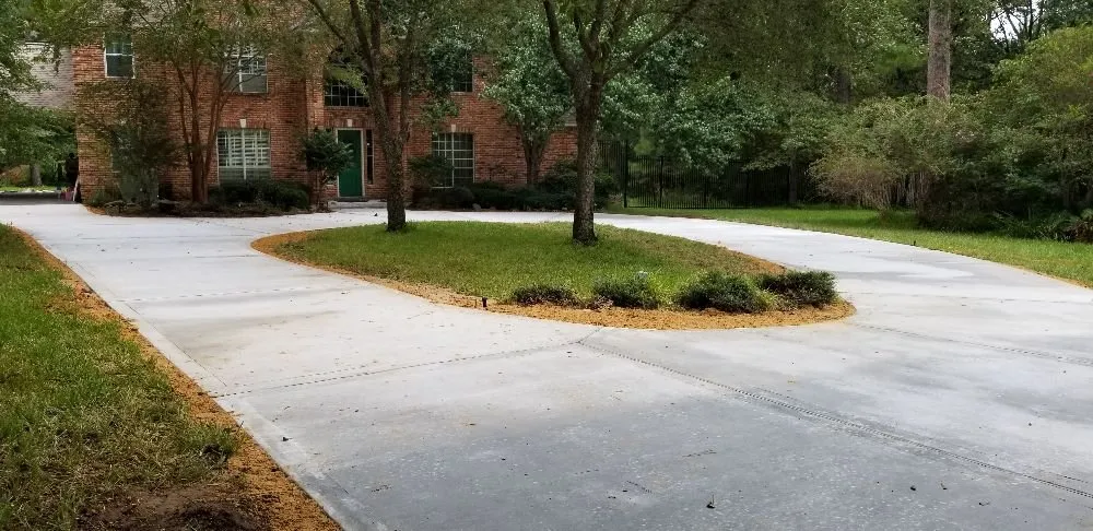 Slide of Montgomery Fencing and Exteriors