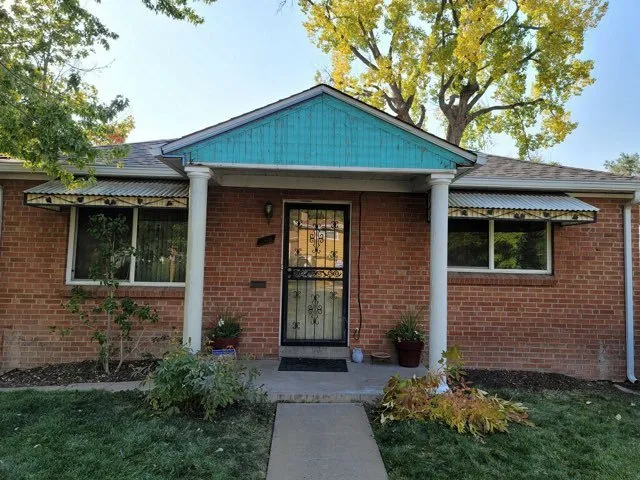 Slide of Monumental Construction