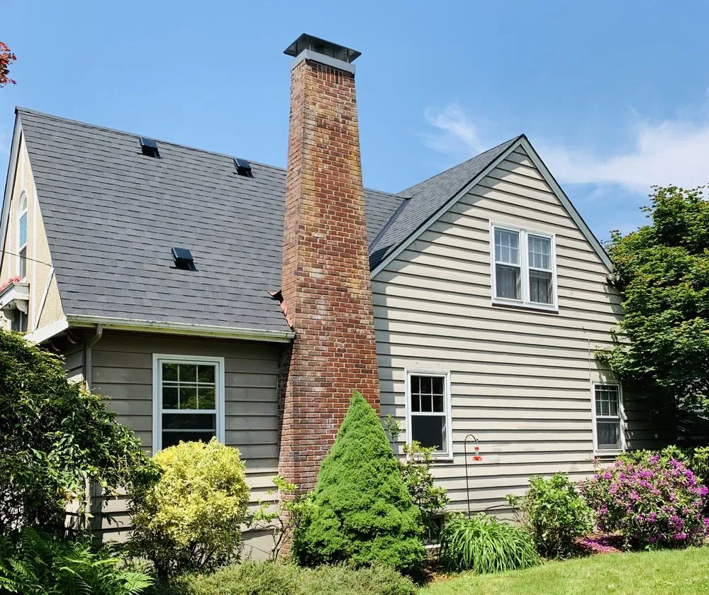 Slide of Moon Roofing & Construction