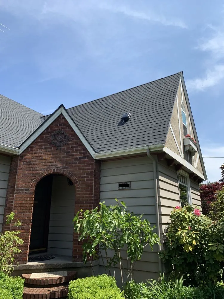 Slide of Moon Roofing & Construction