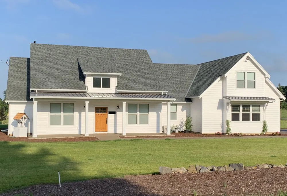 Slide of Moon Roofing & Construction