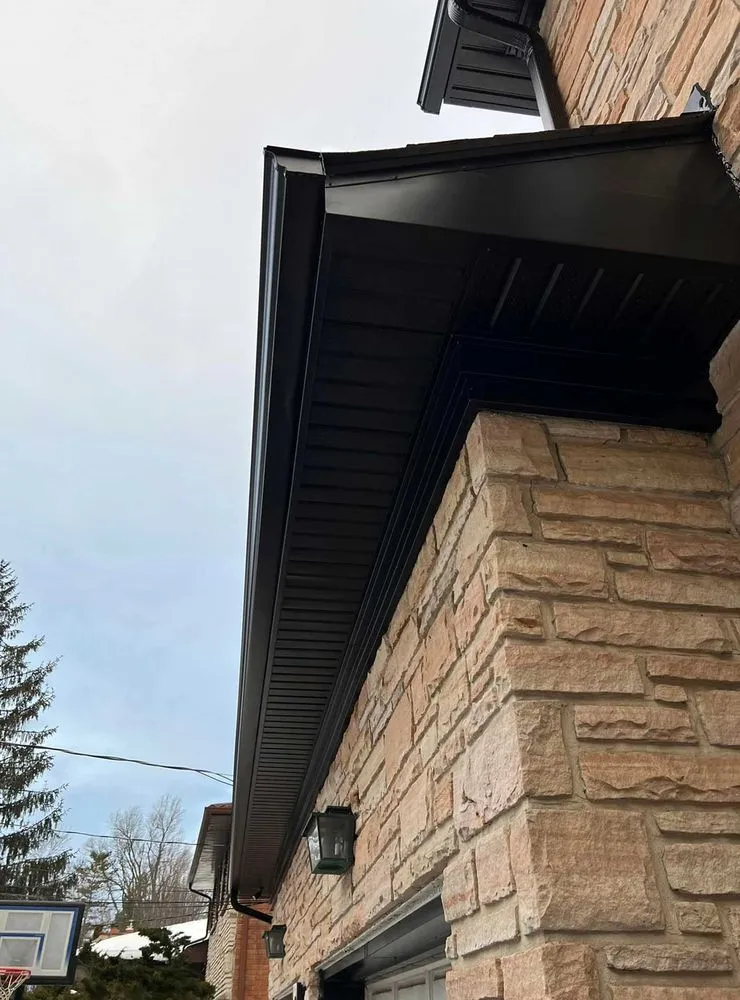 Slide of Moon Valley Roofing