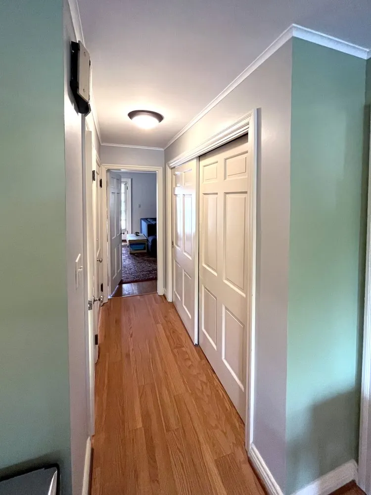 Slide of Moos Def Exteriors & Painting