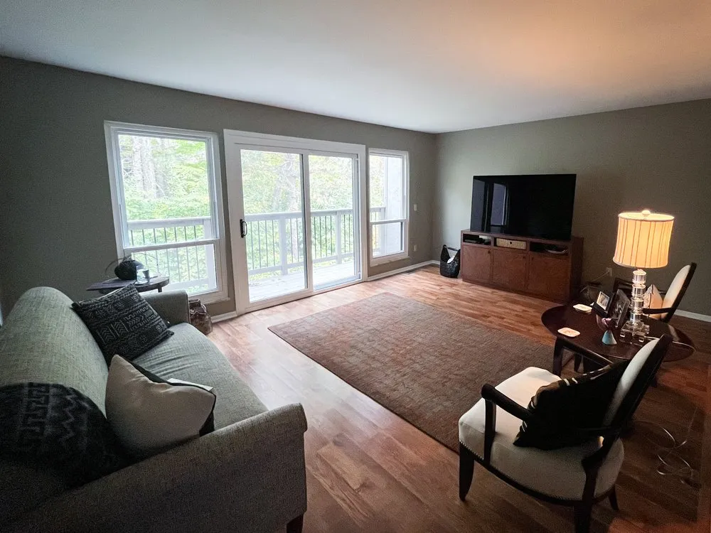 Slide of Moos Def Exteriors & Painting