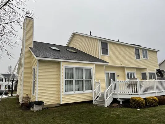 Moradel Roofing Logo