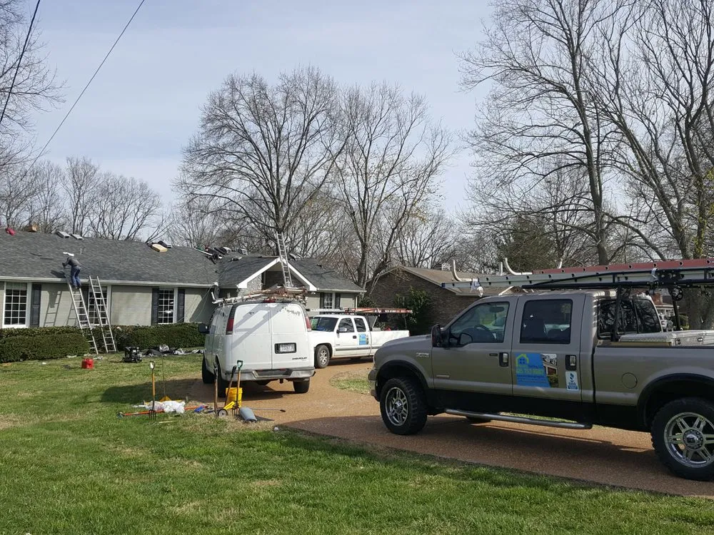 Emergency residential roofing service experts serving Madison, TN - Morales Roofing