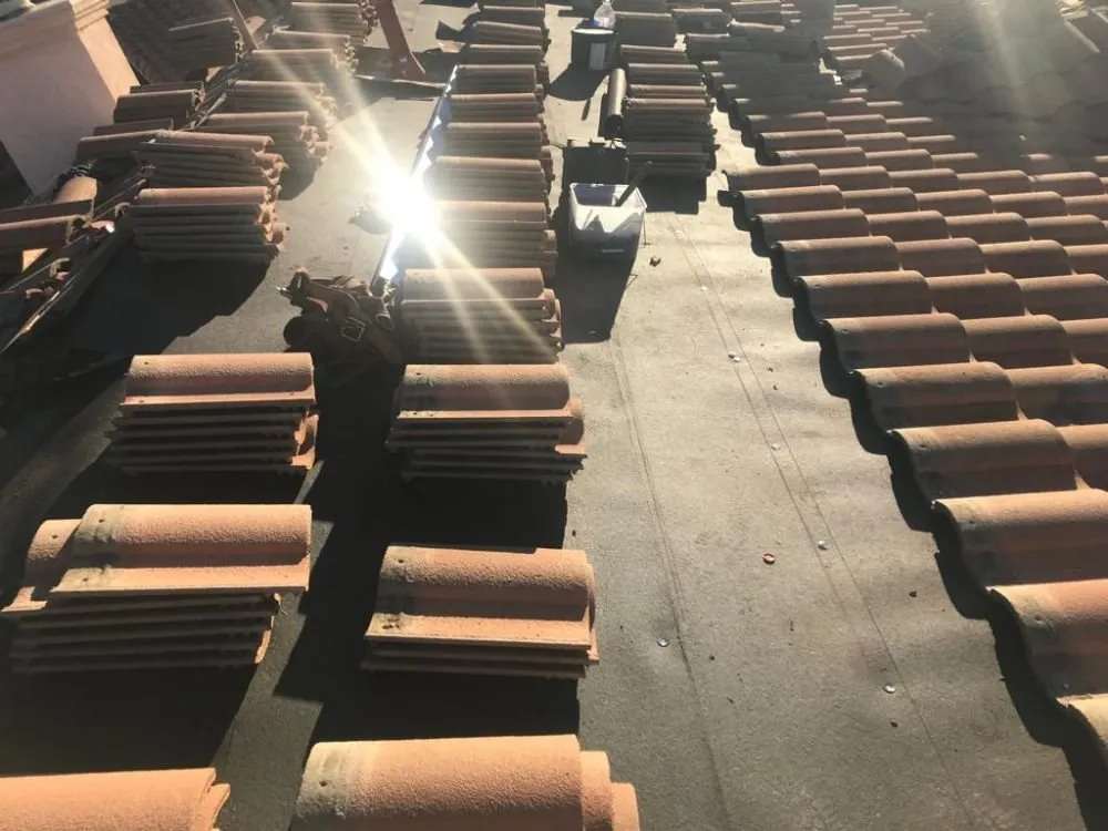 Slide of More Roofing