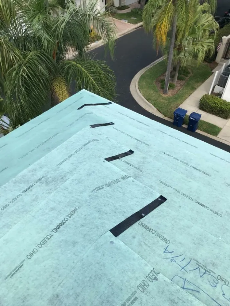 Slide of Moreno & Construction