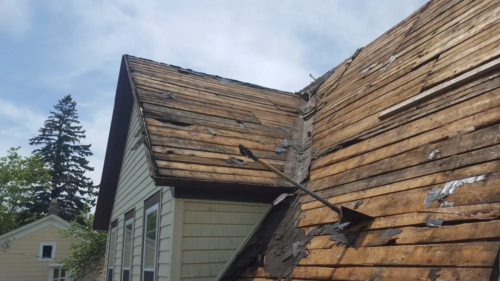 Slide of Moreno's Roofing & Concrete