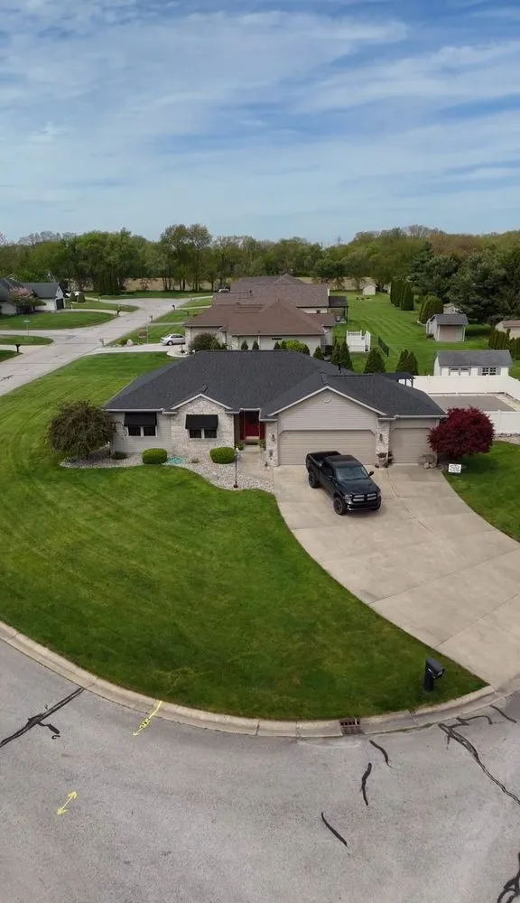 Slide of Moreno’s Roofing