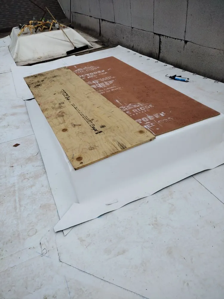 Slide of Moreno's Roofing