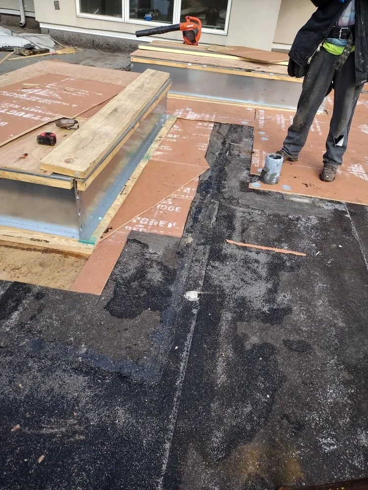 Slide of Moreno's Roofing