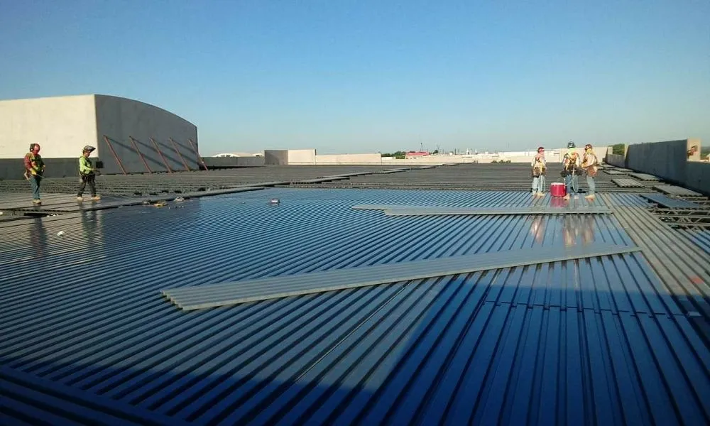 Slide of Moreno's Roofing