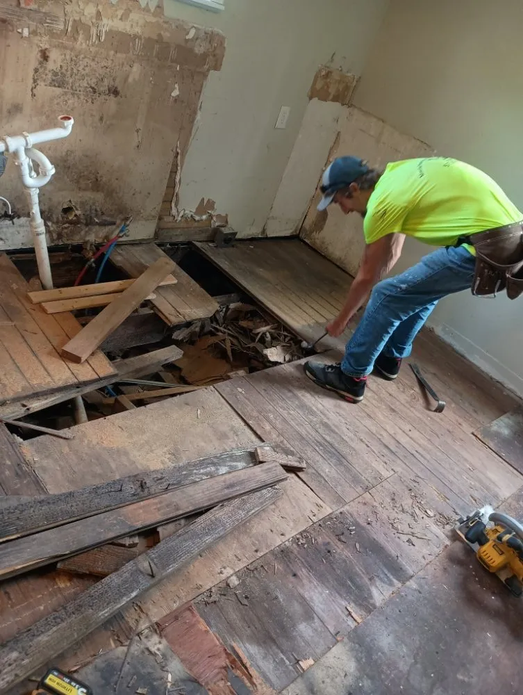 Slide of Morris Handyman Service