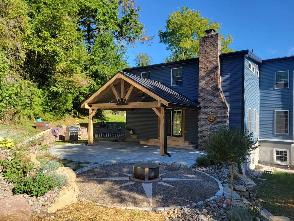 Slide of Morrison Custom Construction