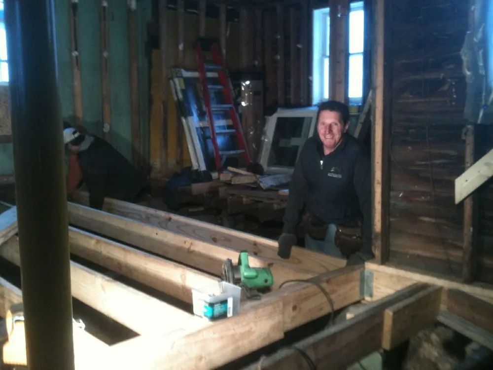 Slide of Mose Roberts General Contractors