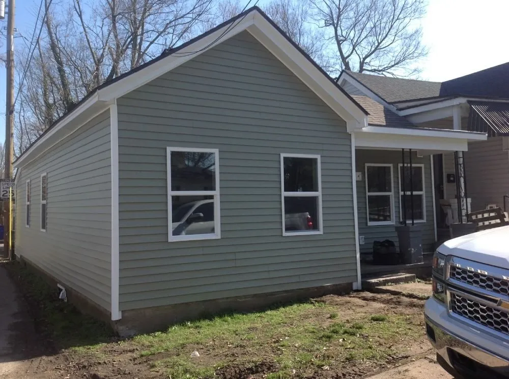 Slide of Mose Roberts General Contractors