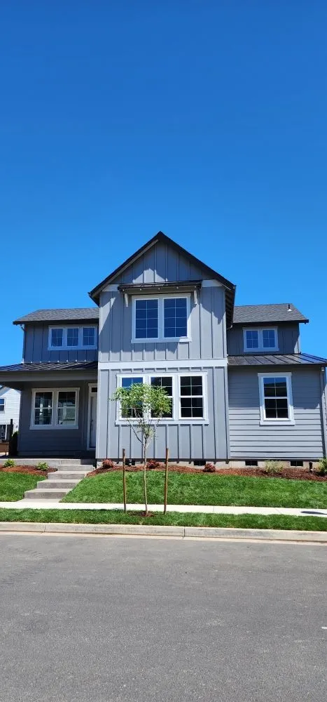 Slide of Mountain Bear Roofing