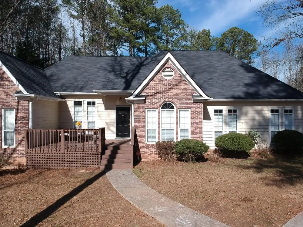 Slide of Mountain Peak Roofing