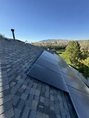 Mountain Roofers Logo