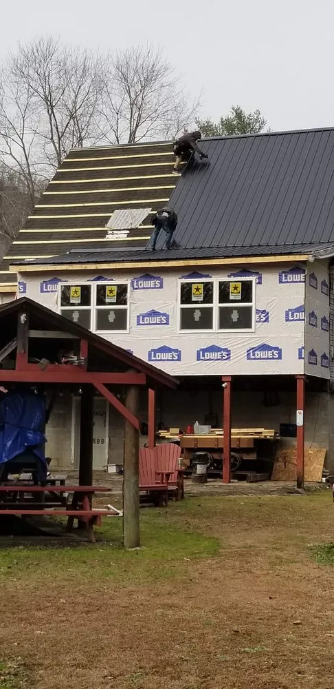 Local shingle roofing service experts serving Whitesville, WV - Mountain State Roofing & Remodeling