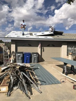 Mountain Top Construction Logo