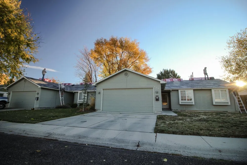 Slide of Mountain View Roofing