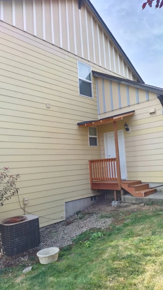 Slide of Mountainside Roofing