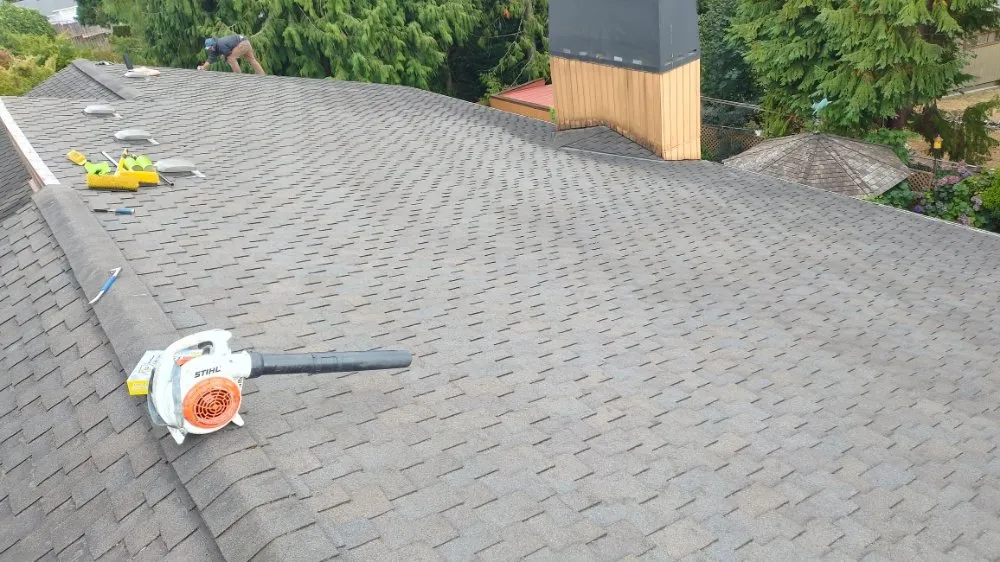 Slide of Mountainside Roofing