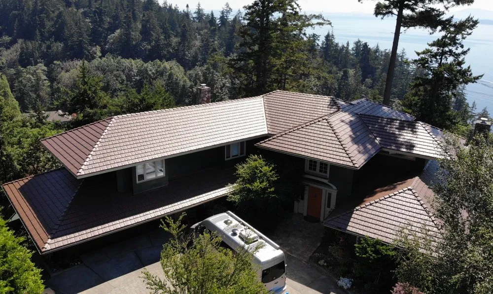 Slide of Mountaintop Metal Roofing