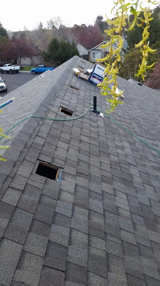 Slide of Mova Construction