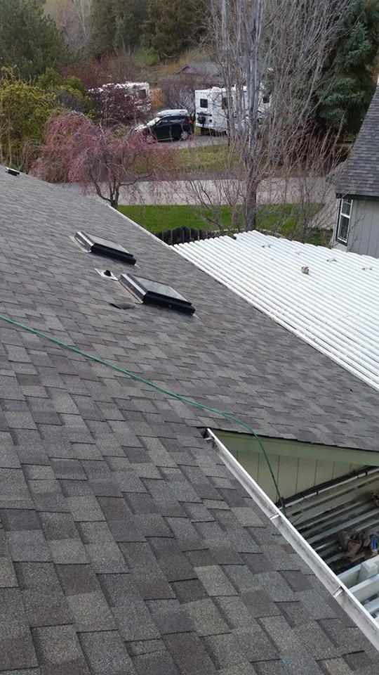 Slide of Mova Construction