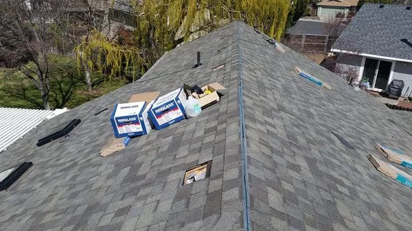 Mova Construction Logo