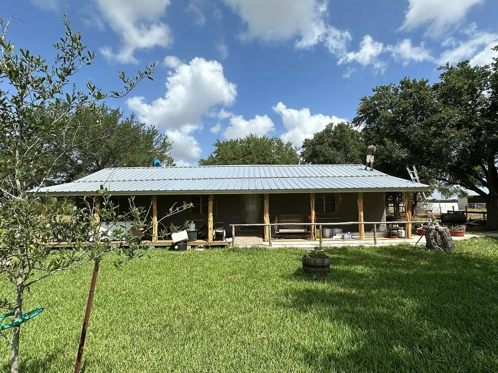 Slide of Moxie Builders