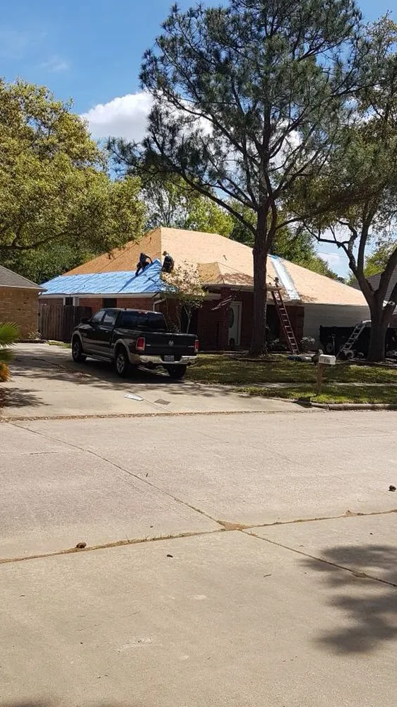 Slide of M&P Roofing