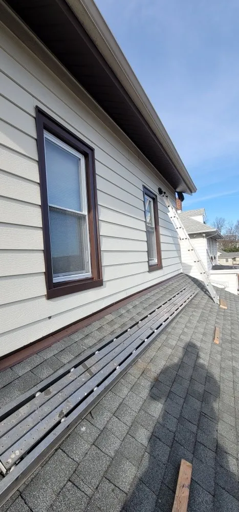 Slide of Mr fix and Remodeling